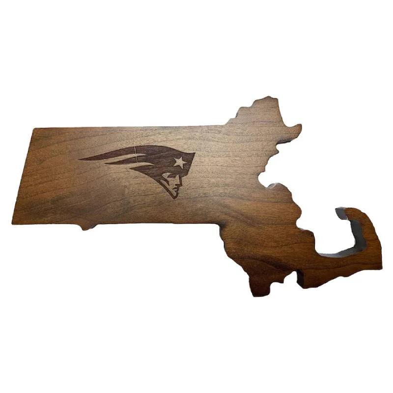 New-England-Patriots-Wood-Magnetic-Key-Holder-1