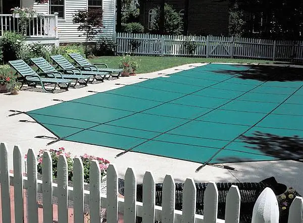 backyardcitypools-1018360