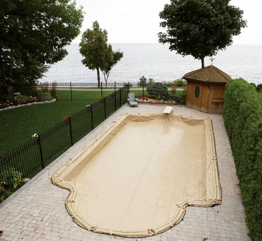 poolplaza1979656