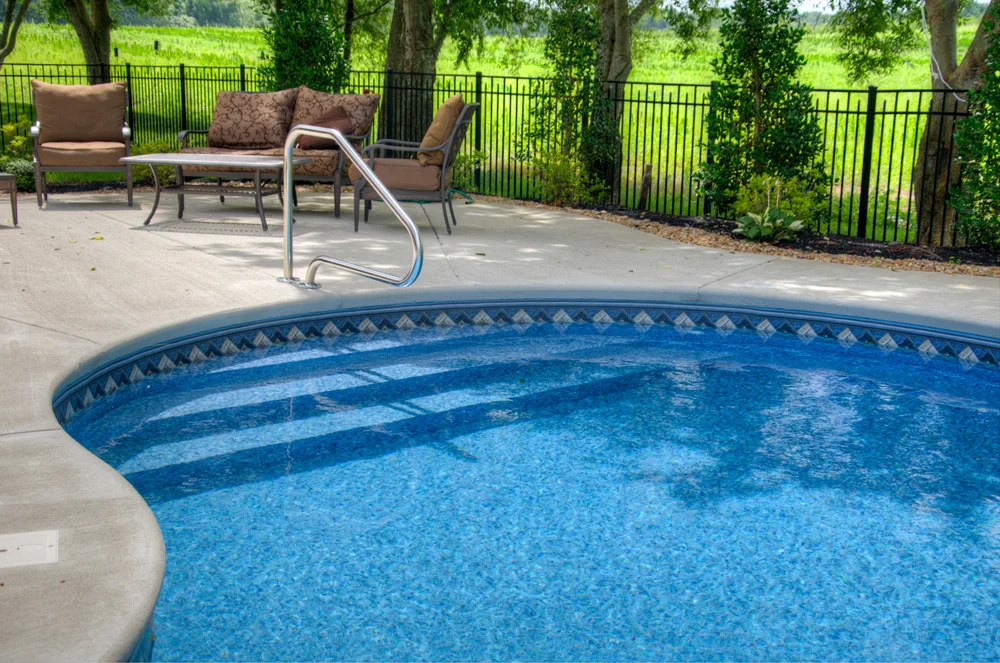royalswimmingpools-1019100