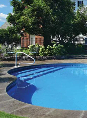 royalswimmingpools-1023044