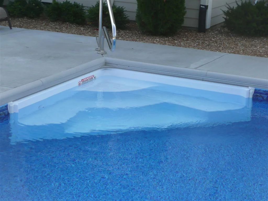 royalswimmingpools-1034645