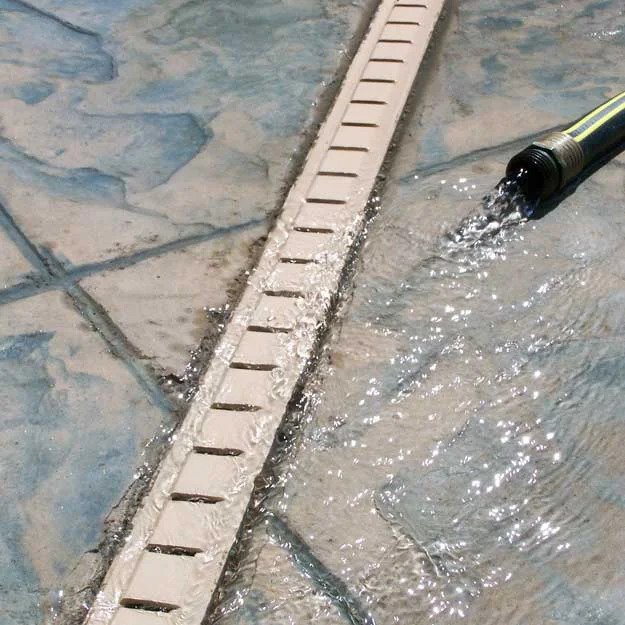 royalswimmingpools-1037662