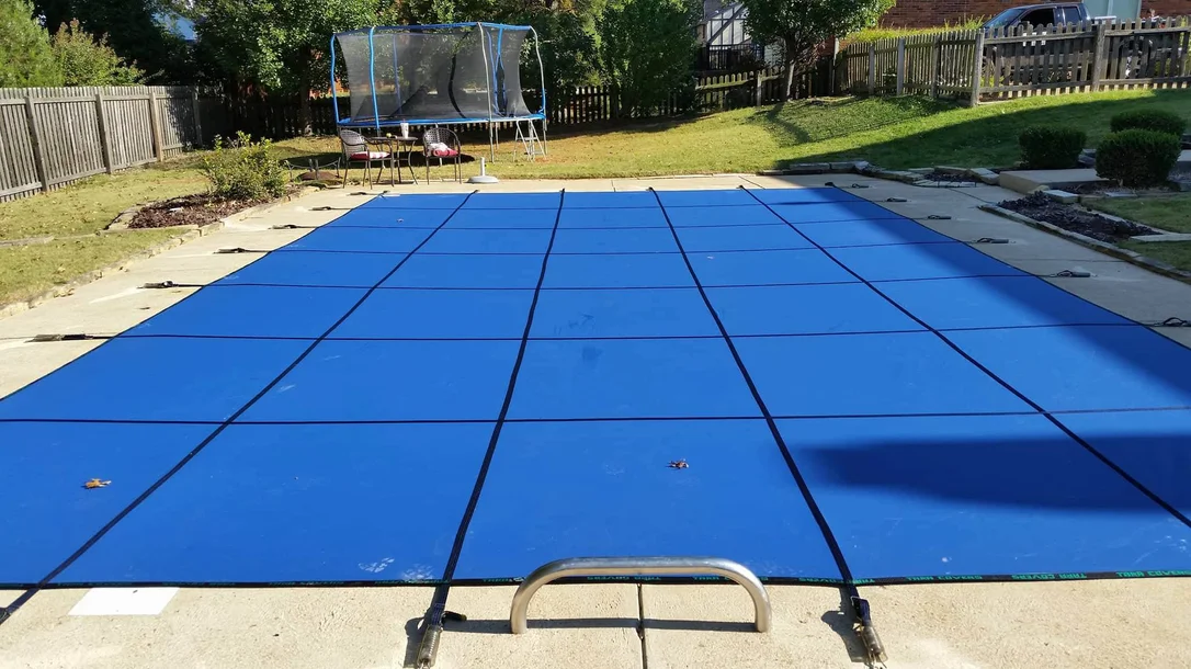 royalswimmingpools-1043614