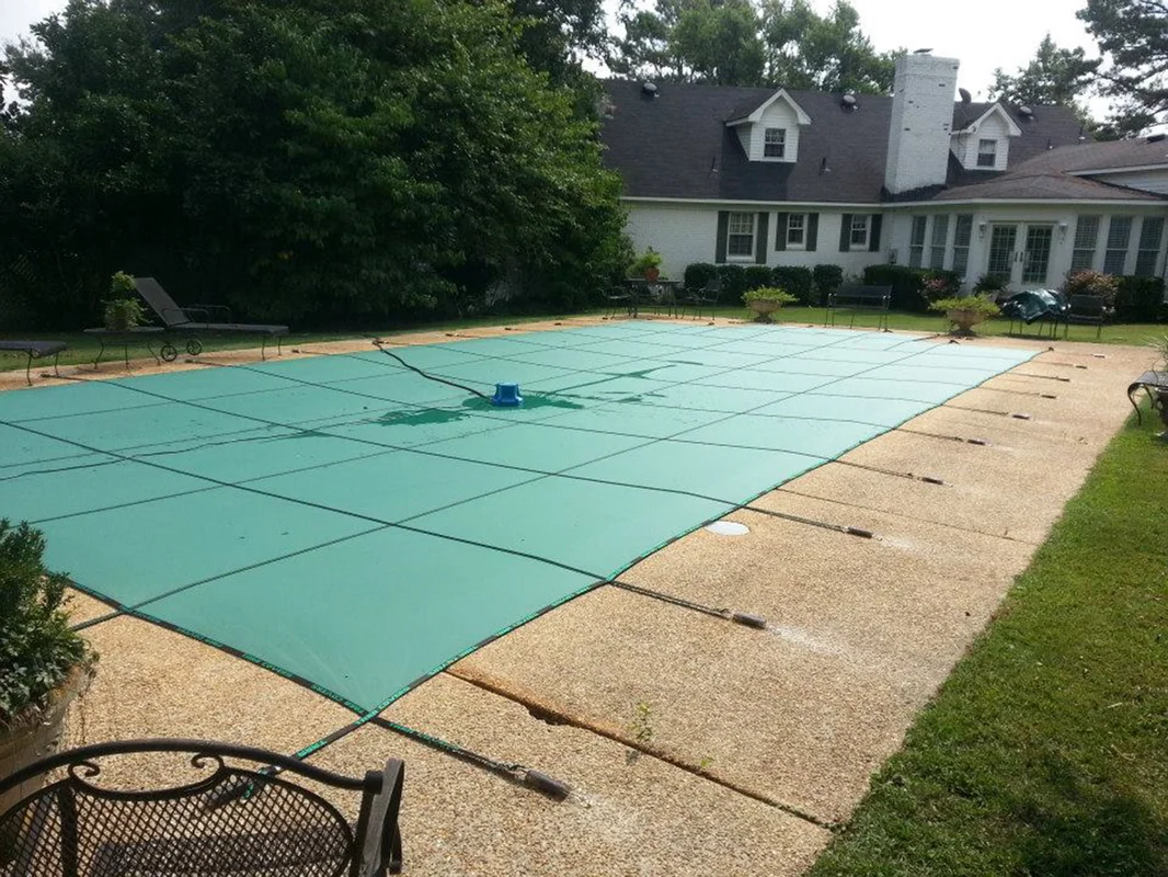 royalswimmingpools-1045300