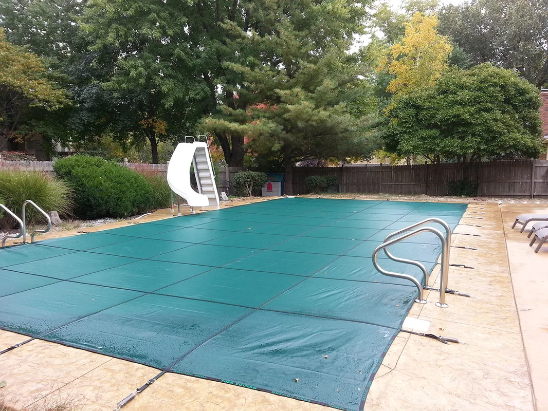 royalswimmingpools-1047050