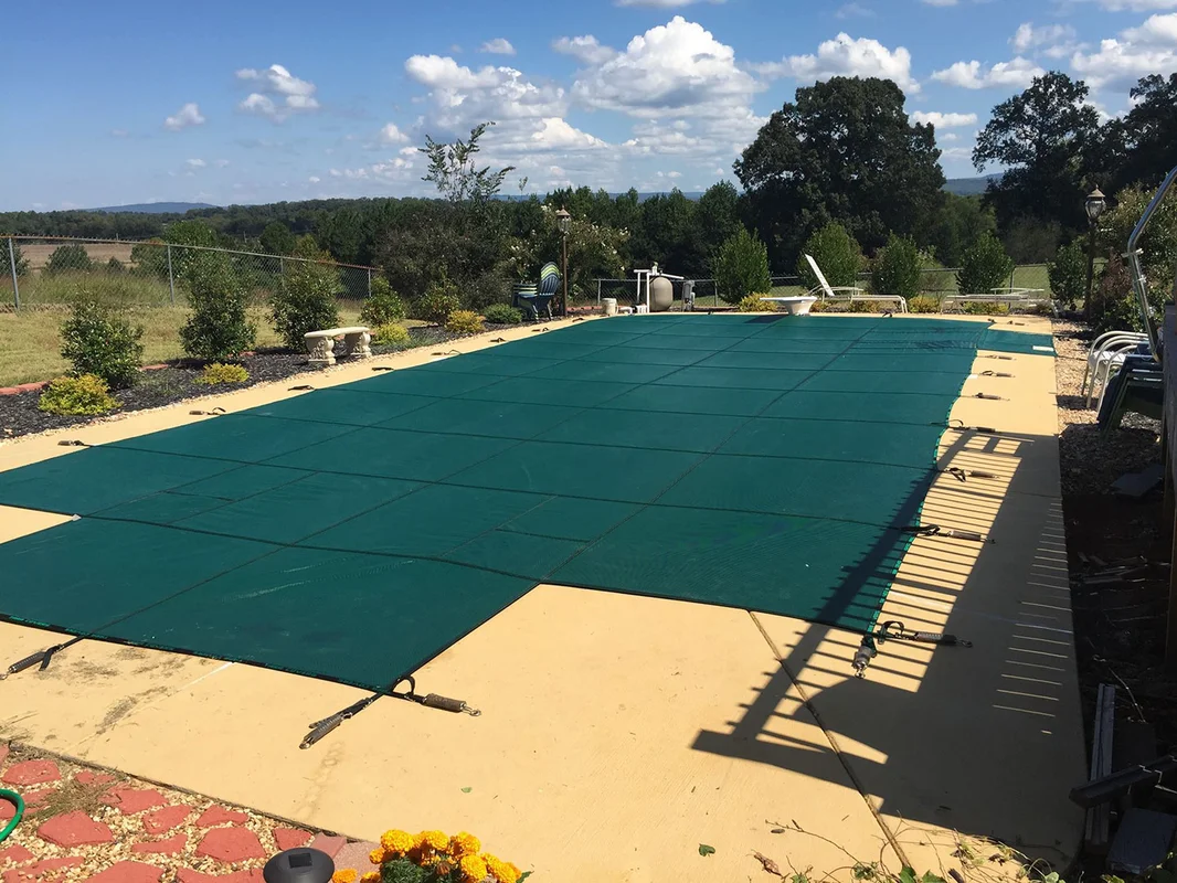 royalswimmingpools-1048944