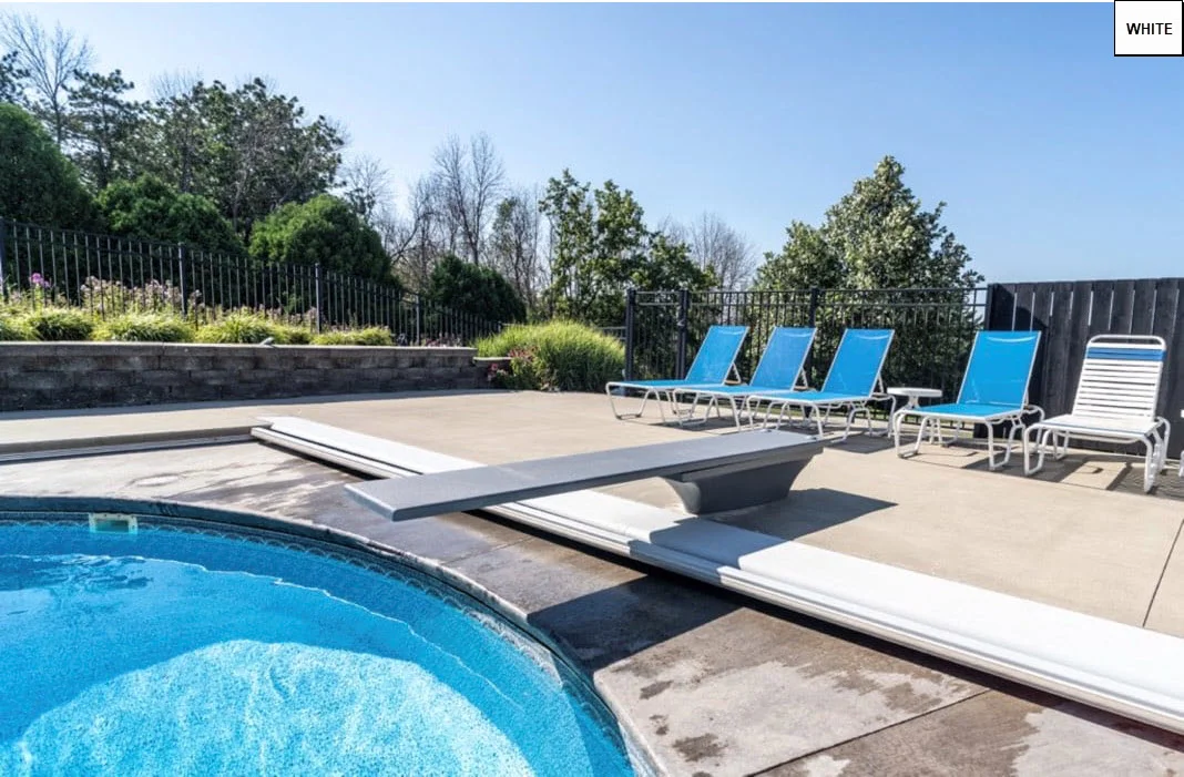 royalswimmingpools-1059554
